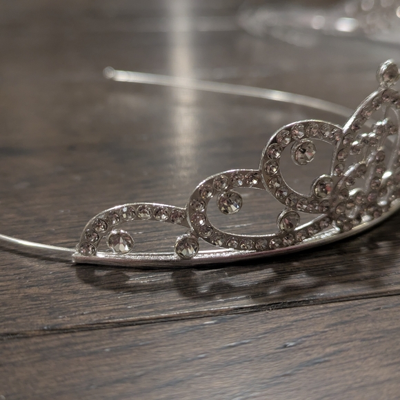 Amazon Silver Tiara for Kids - Picture 2 of 6